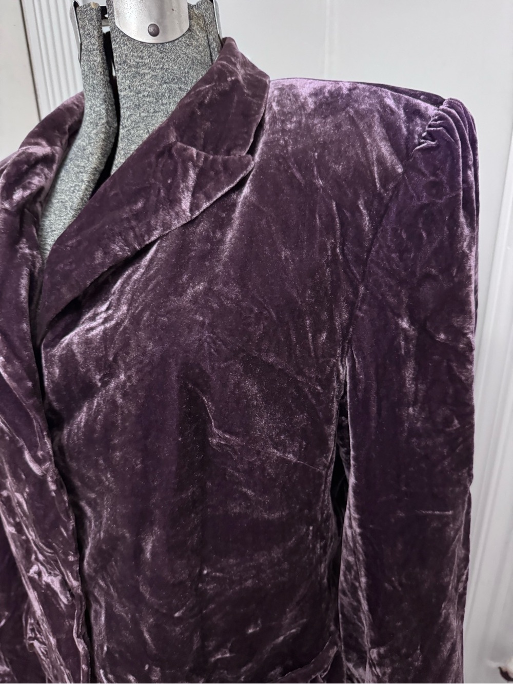Women’s Cami Purple Crushed Velvet Blazer Jacket size 16/ XL - Picture 2 of 7